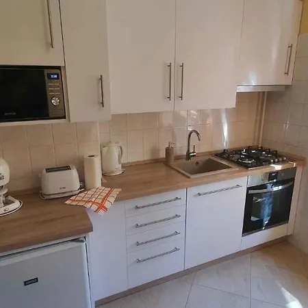 - Balaton 18519 * Balatonföldvár