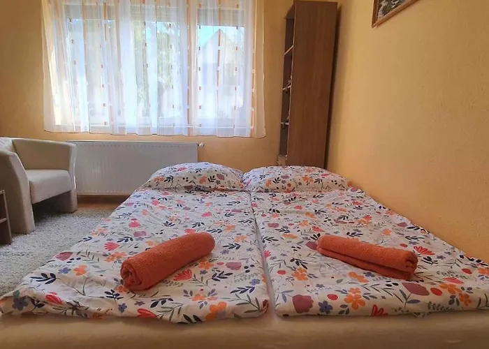 - Balaton 18519 Apartamento *