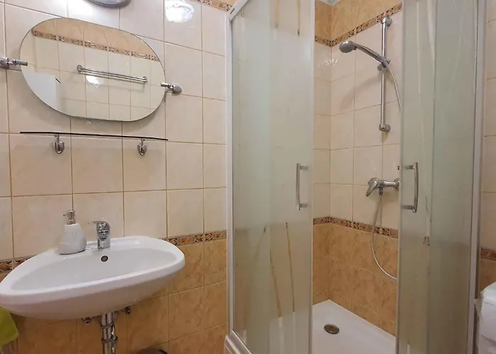 - Balaton 18519 * Balatonföldvár